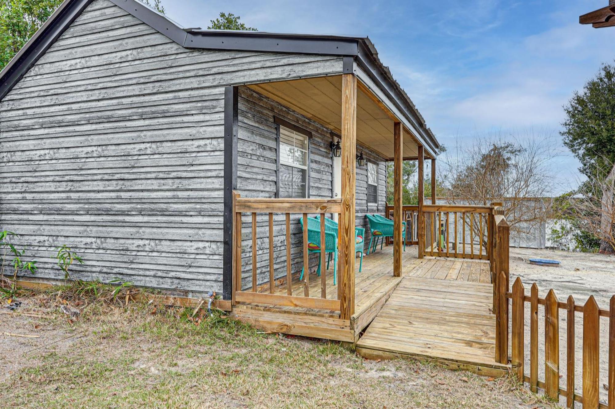 Lakefront Panama City Studio With Hot Tub Access Exterior foto